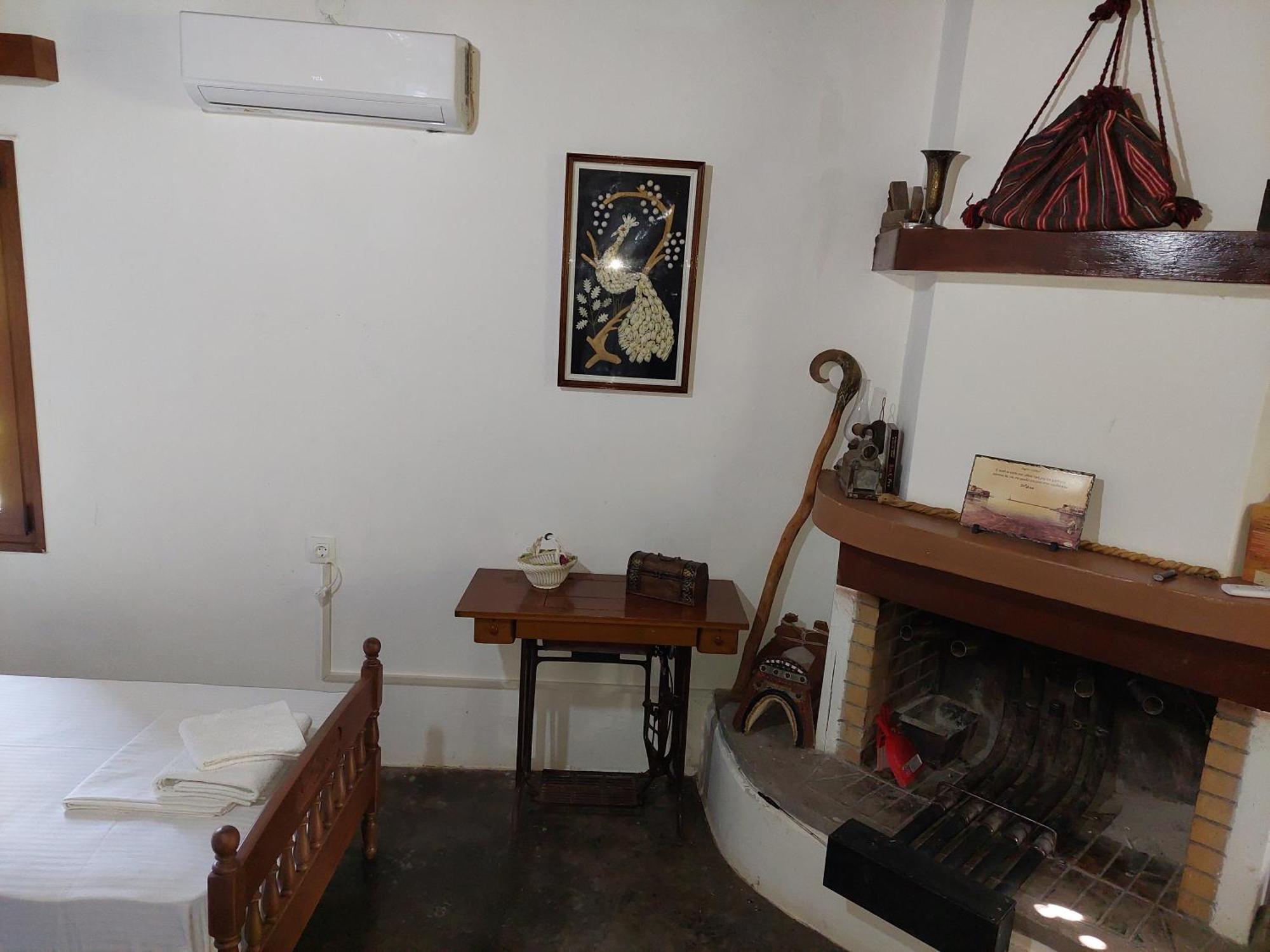 DhrapaniásSofiana'S Garden Retreat With Private Poolアパートメント 部屋 写真
