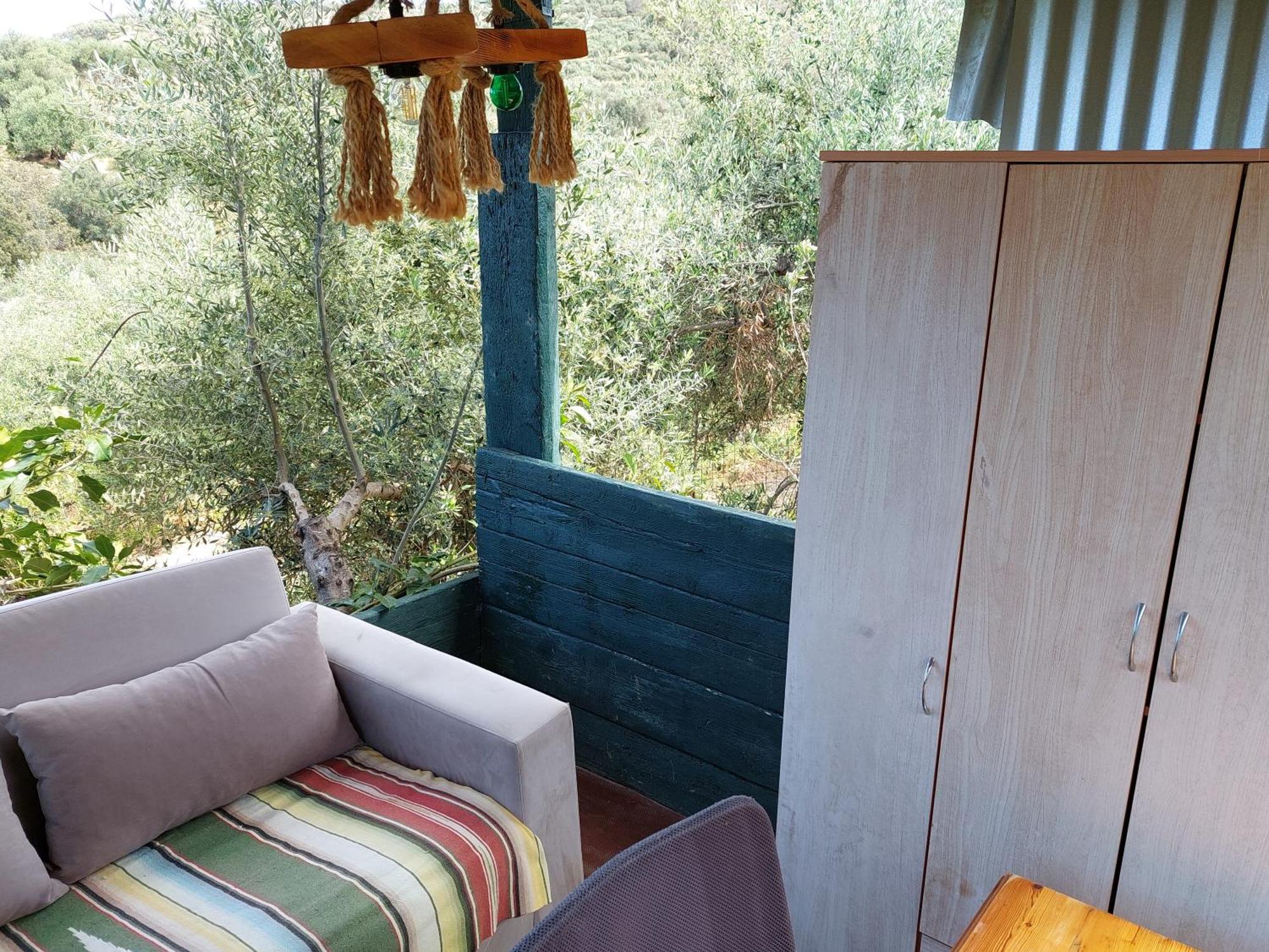 DhrapaniásSofiana'S Garden Retreat With Private Poolアパートメント 部屋 写真